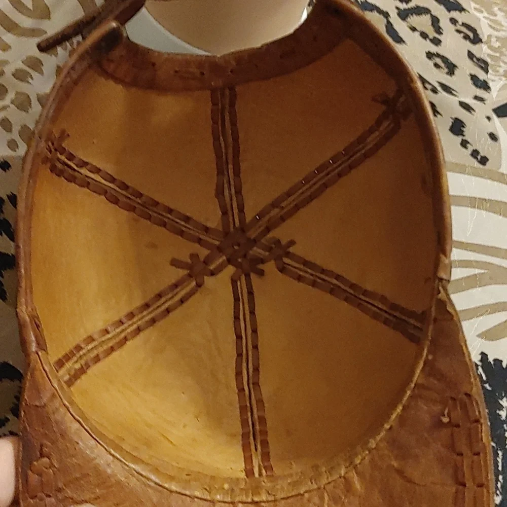 Vintage Leather Ball Cap - Picture 6 of 9